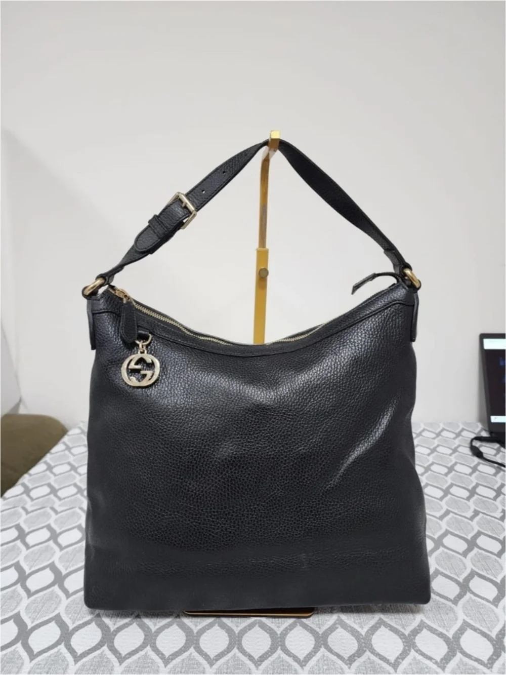Authentic Gucci Interlocking G Hobo Bag Black